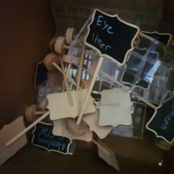 shelves organization tons of shelves - Picture 5 of 8